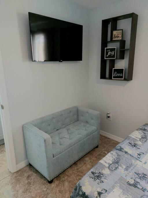 The Torres' Loft West Tampa Midtown Raymond James Stadium Экстерьер фото